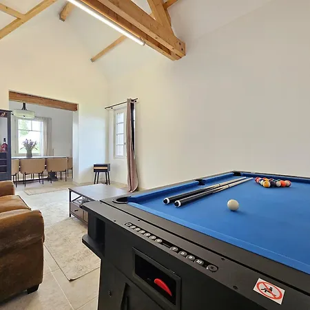 Superbe Familiale, 8 Couchages 别墅 多维尔